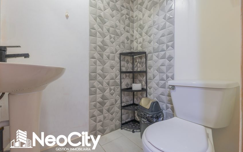 SE VENDE AMPLIO DEPARTAMENTO EN EDIFICIO CHUNGARÁ