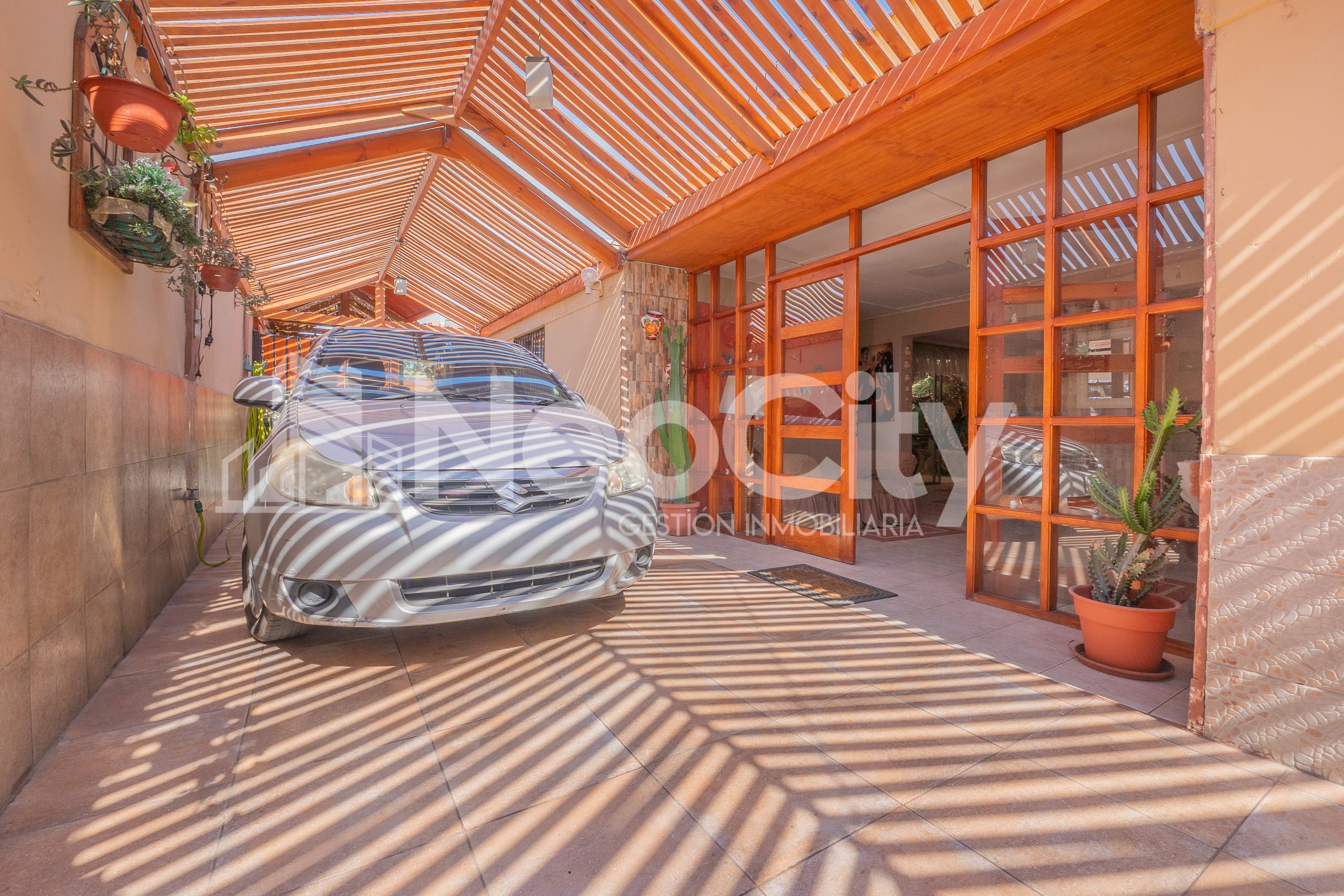 Amplia casa en venta en Pasaje Pedro Morán – Arica